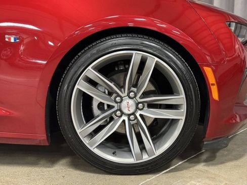 Used 2017 Chevrolet Camaro LT image 33