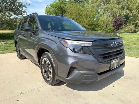 Used 2026 Subaru Forester AWD/4WD image 8