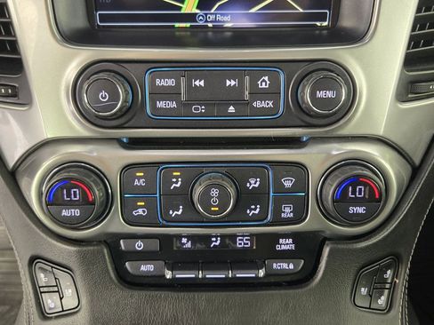 Used 2019 Chevrolet Suburban Premier image 20