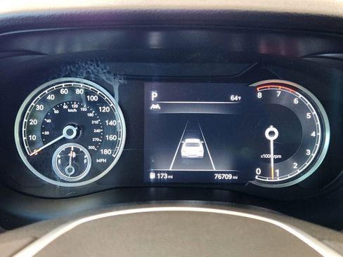 Used 2023 Genesis G70 2.0T RWD image 15
