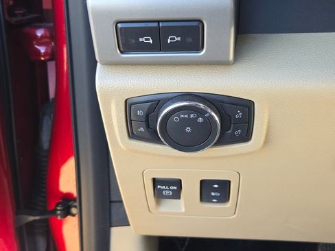 Used 2016 Ford F150 Lariat w/ Equipment Group 501A Mid image 25