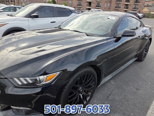 Used 2017 Ford Mustang GT w/ GT Performance Package RWD image 11