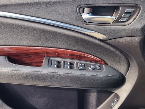 Used 2016 Acura MDX SH-AWD image 23