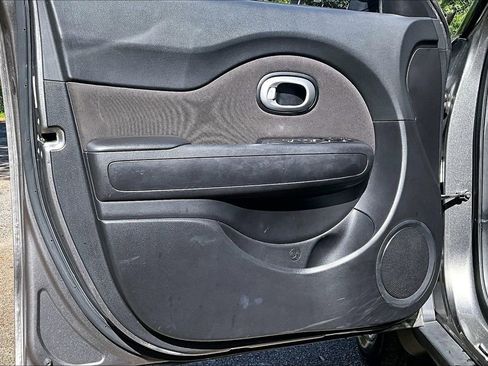 Used 2019 Kia Soul FWD image 17