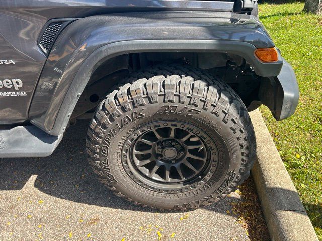 Used 2020 Jeep Wrangler Unlimited Sahara w/ Cold Weather Group AWD/4WD image 4