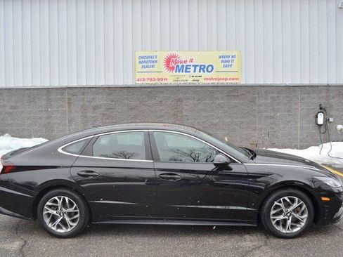 Used 2022 Hyundai Sonata SEL w/ Cargo Package image 9