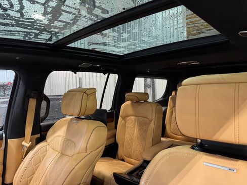 Used 2022 Jeep Grand Wagoneer Series III w/ Rear Seat Video Group 1 image 5