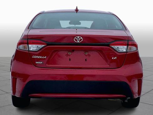 Used 2021 Toyota Corolla LE image 5