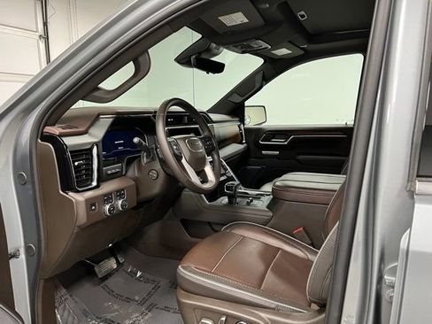 Used 2025 GMC Sierra 1500 Denali w/ Denali Reserve Package AWD/4WD image 20