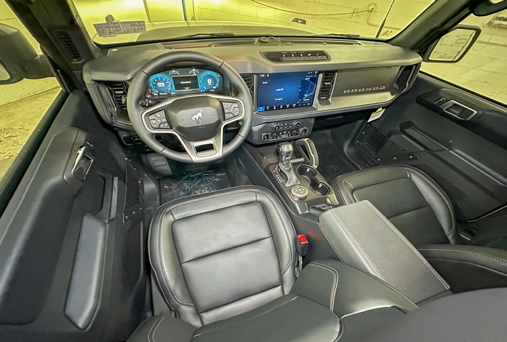 New 2026 Ford Bronco Badlands AWD/4WD image 9