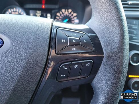 Used 2018 Ford Explorer XLT image 29
