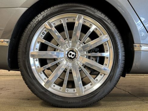 Used 2013 Bentley Mulsanne Mulliner Edition image 31