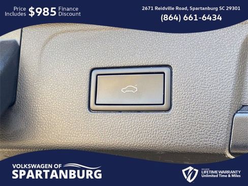 Used 2024 Volkswagen Atlas SE image 9