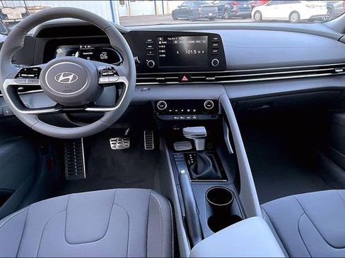 New 2026 Hyundai Elantra SEL Sport Premium FWD image 5