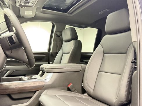 New 2026 GMC Sierra 2500 SLT w/ SLT Premium Package image 24