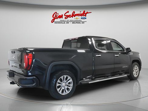 Used 2022 GMC Sierra 1500 Denali w/ Technology Package AWD/4WD image 5