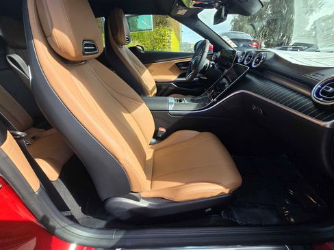 Used 2026 Mercedes-Benz CLE 300 4MATIC Cabriolet image 11