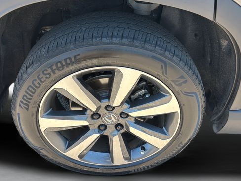 Certified 2023 Honda Pilot Elite image 35