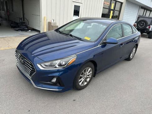 Used 2018 Hyundai Sonata SE FWD image 13