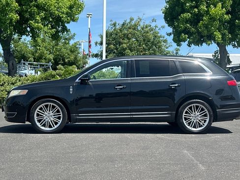 Used 2014 Lincoln MKT AWD w/ Equipment Group 201A image 7