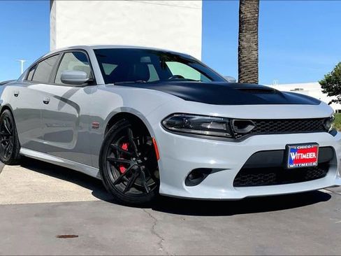 Used 2021 Dodge Charger Scat Pack w/ Dynamics Package image 2