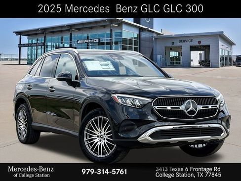 Certified 2025 Mercedes-Benz GLC 300 image 1