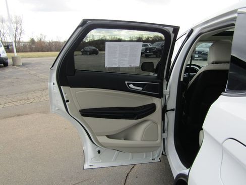 Used 2024 Ford Edge Titanium w/ Equipment Group 301A image 40