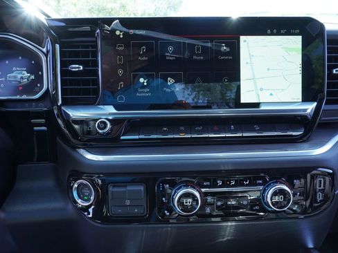 New 2026 GMC Sierra 1500 SLT w/ SLT Convenience Package image 21