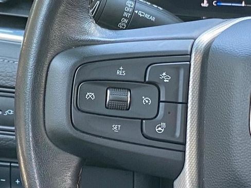 Certified 2022 GMC Yukon Denali image 8