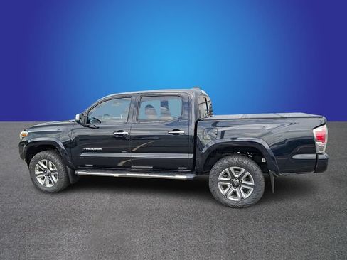 Used 2018 Toyota Tacoma Limited AWD/4WD image 7
