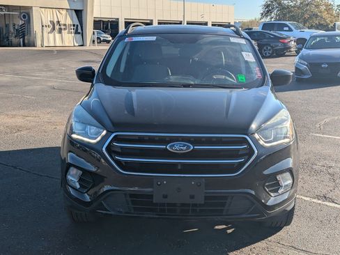 Used 2017 Ford Escape SE w/ Equipment Group 201A image 8