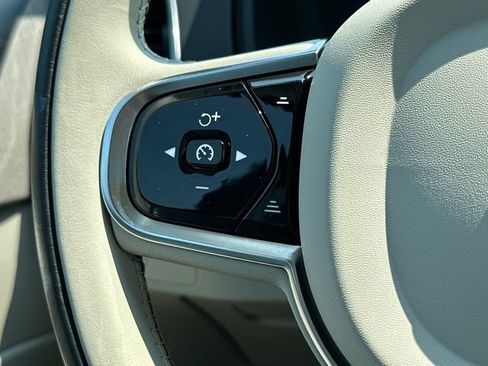 Certified 2024 Volvo XC90 B6 Plus w/ Protection Package Premier AWD/4WD image 28