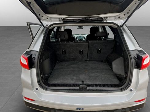 Used 2018 Chevrolet Equinox LT image 32
