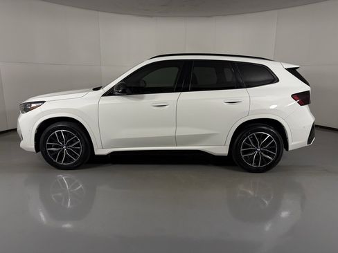 Used 2023 BMW X1 xDrive28i w/ Premium Package image 5