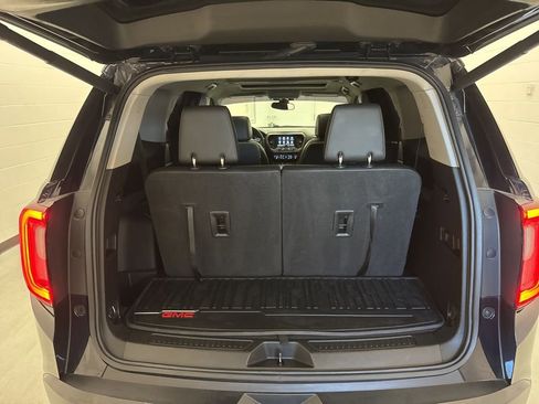 Used 2022 GMC Acadia AT4 w/ Preferred Package AWD/4WD image 6