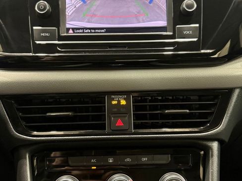 Used 2024 Volkswagen Taos S FWD image 14