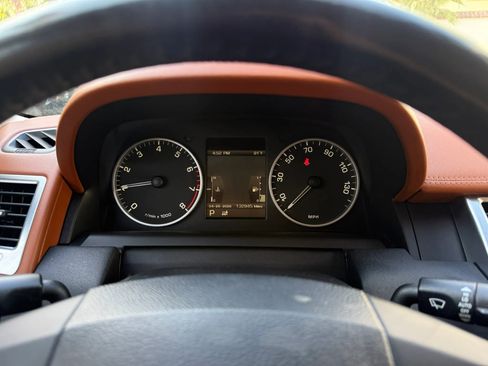 Used 2010 Land Rover Range Rover Sport HSE LUX AWD/4WD image 15