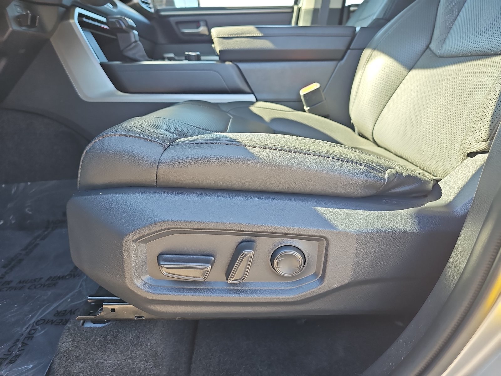 Used 2024 Toyota Tundra SR5 AWD/4WD image 31