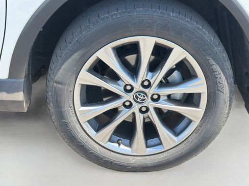 Used 2017 Toyota RAV4 Limited AWD/4WD image 8