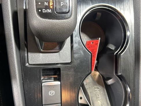 Used 2025 Nissan Rogue SV AWD/4WD image 28