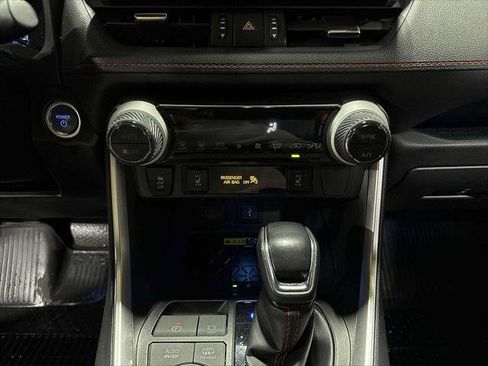 Certified 2022 Toyota RAV4 XSE image 21