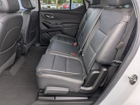 Used 2020 Chevrolet Traverse LT FWD image 30