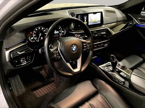 Used 2018 BMW 530i xDrive w/ Premium Package AWD/4WD image 30