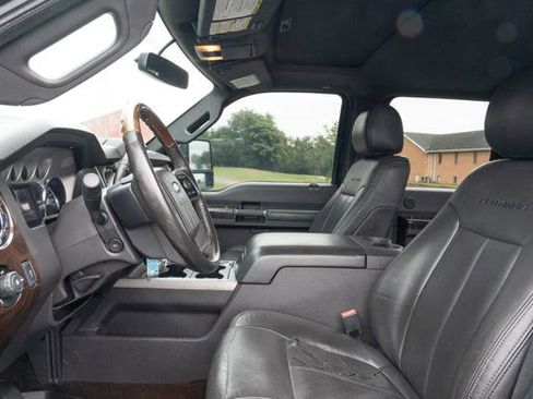 Used 2013 Ford F450 Platinum image 26