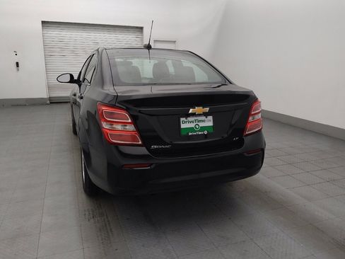 Used 2019 Chevrolet Sonic LT w/ Convenience Package image 6