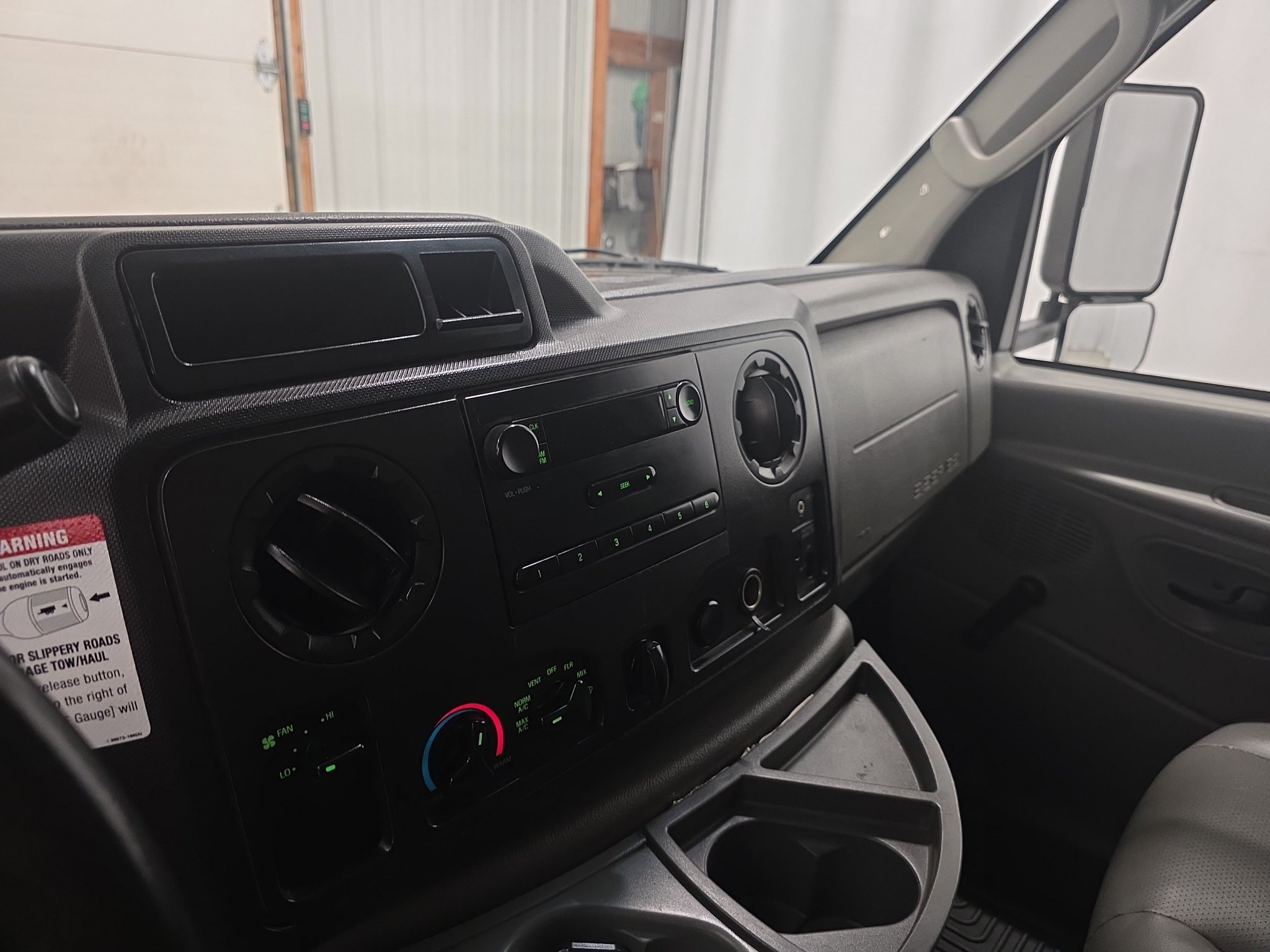 Used 2012 Ford E-450 and Econoline 450 Super Duty RWD image 20