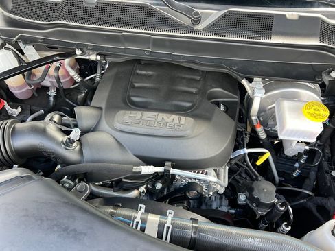 Used 2024 RAM 2500 Big Horn w/ Bed Utility Group image 20