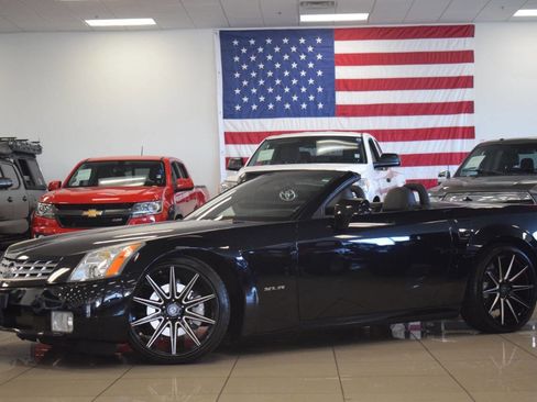 Used 2005 Cadillac XLR Base 2dr Roadster image 20