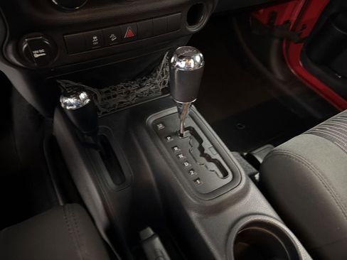 Used 2011 Jeep Wrangler Sport image 14