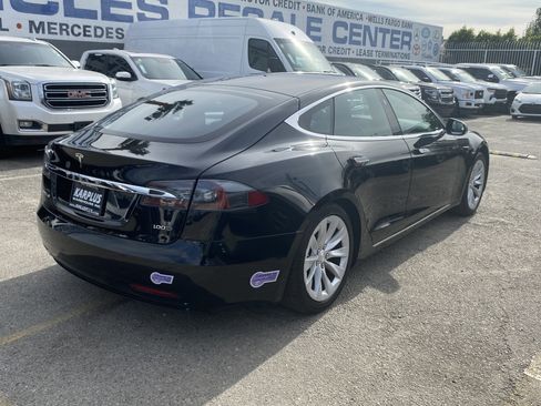Used 2018 Tesla Model S 75D image 6